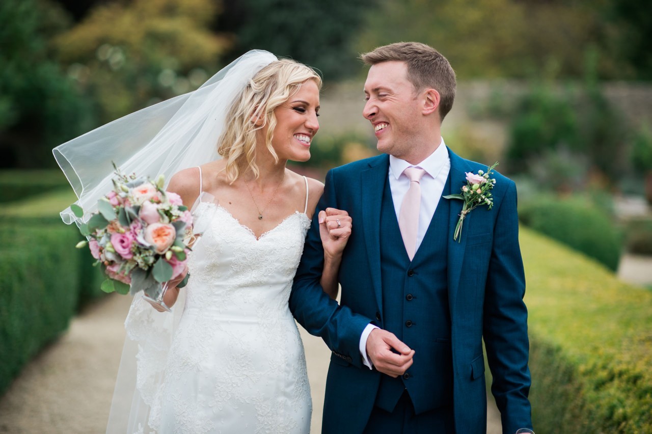 Lizzie & Mark, Caswell House