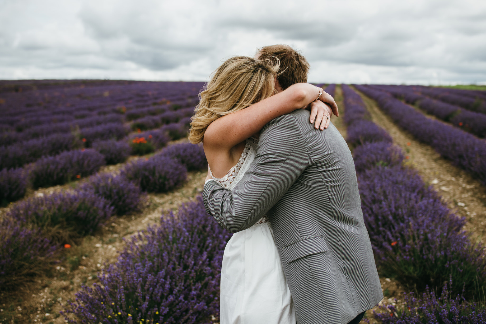 Engagement couple shoot hitchin lavender 15